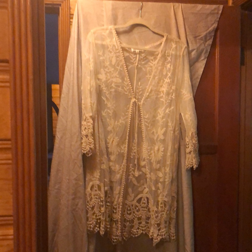 Lace Victorian jacket ivory color size large